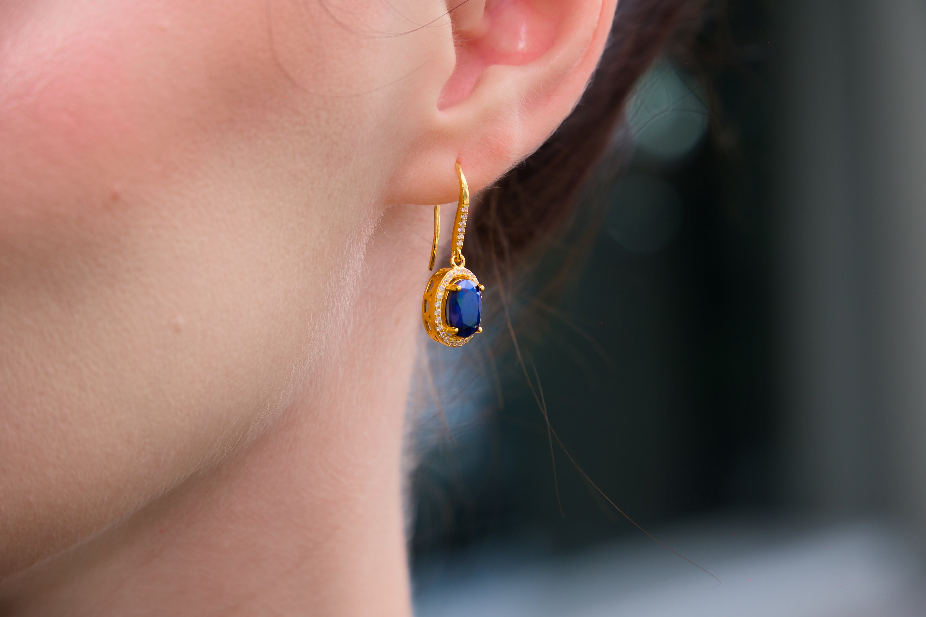 Haspiera Blue Sapphire Classic Drop Earrings