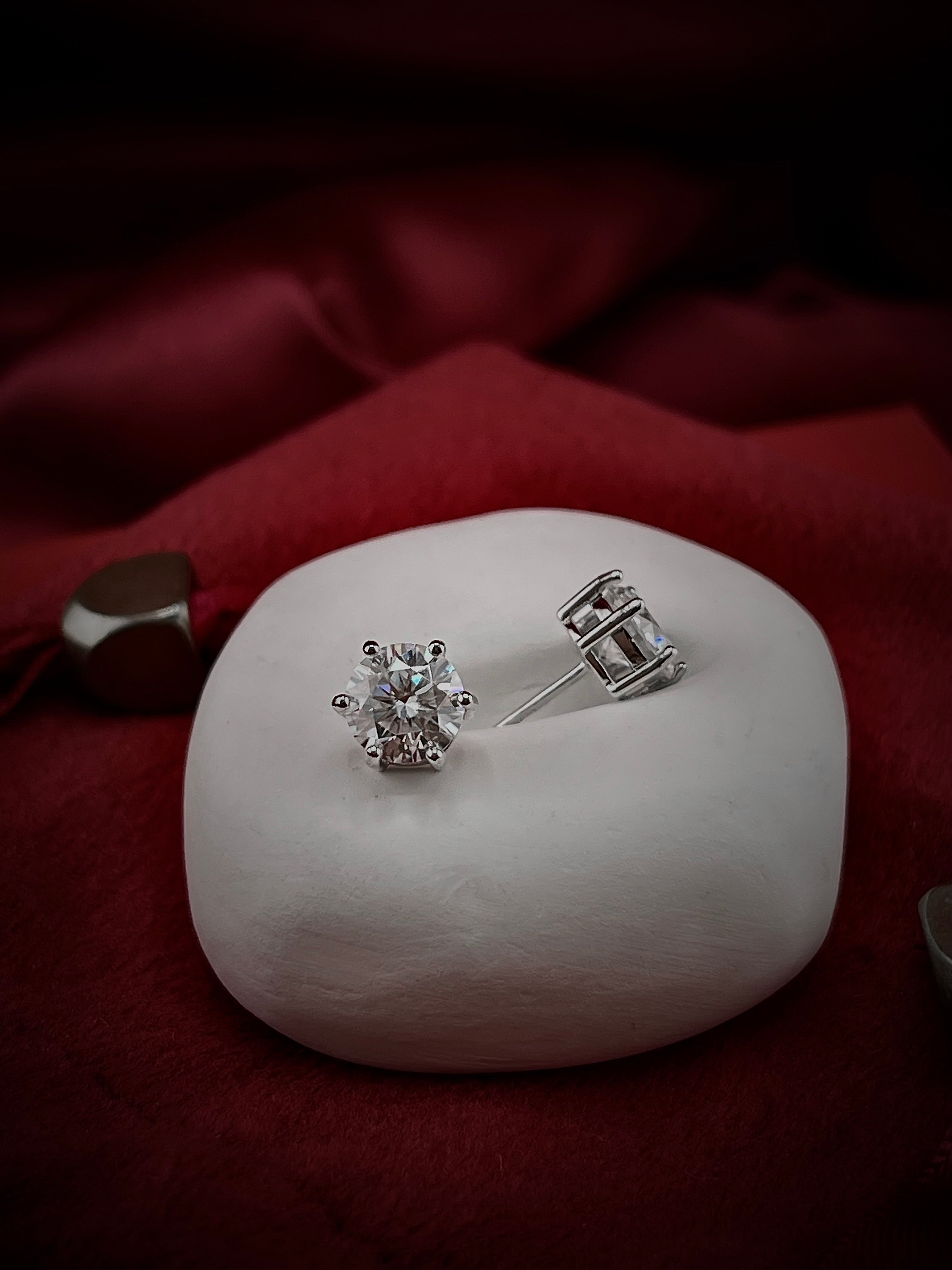 Minimal moissanite stud earrings Singapore