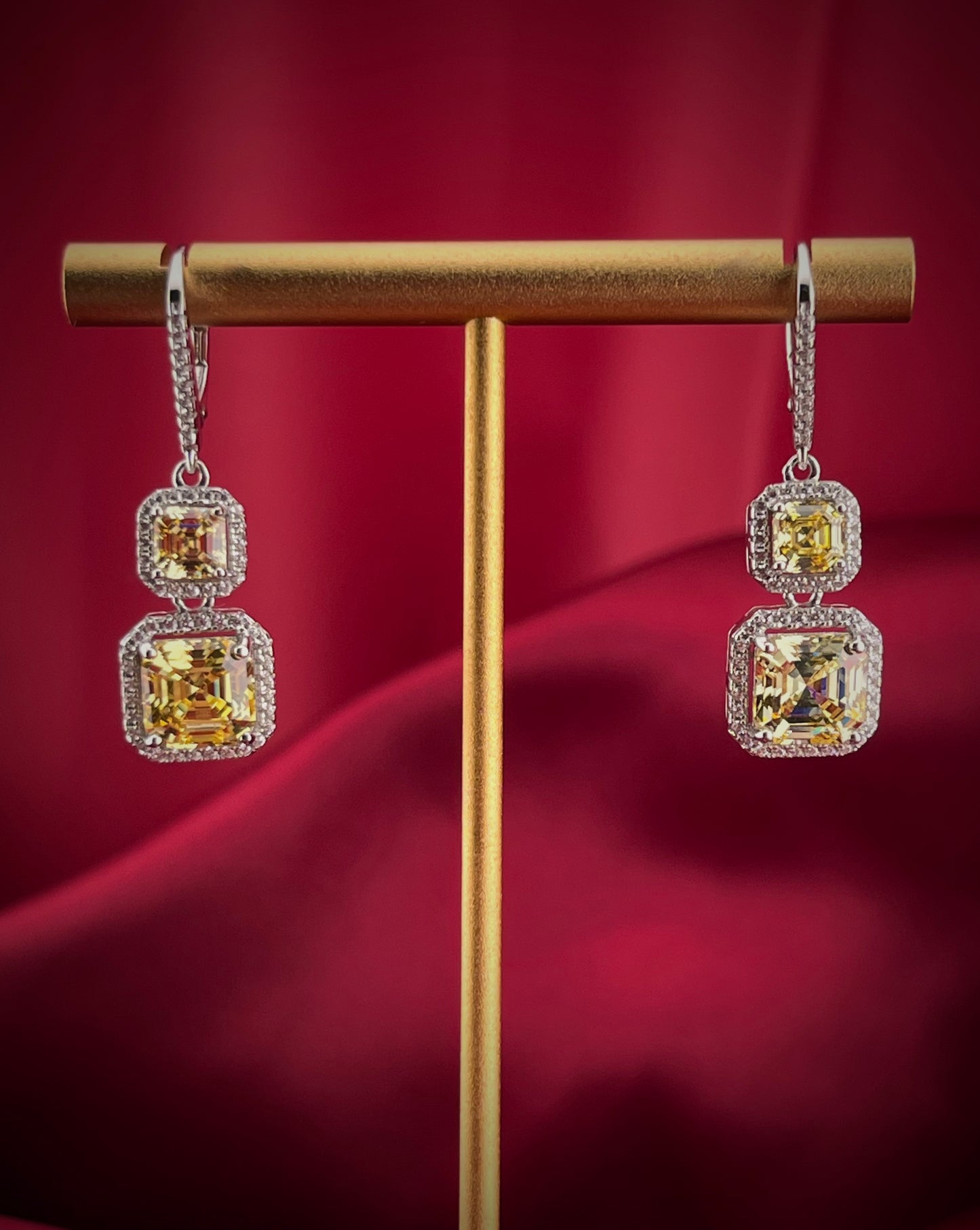 Stunning Front View of Royal Vivid Earrings