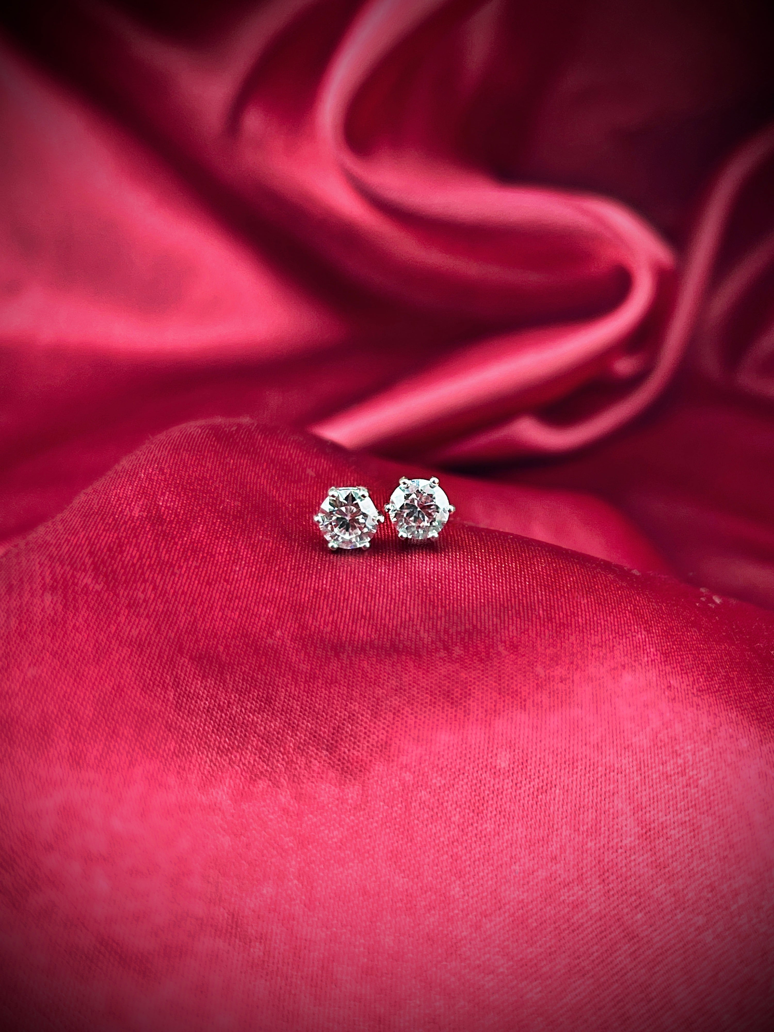 Moissanite studs Singapore