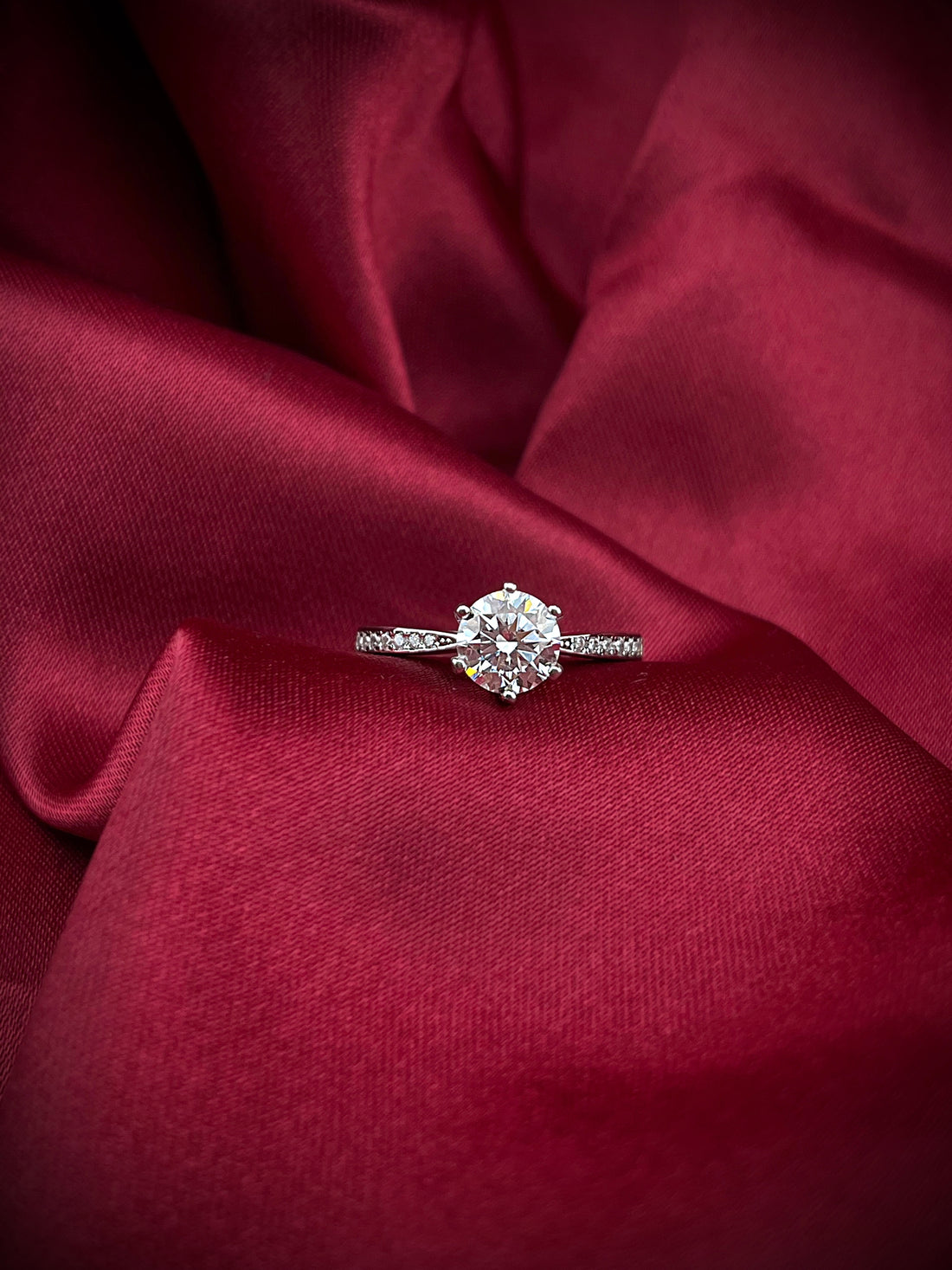 Juno Solitaire ring