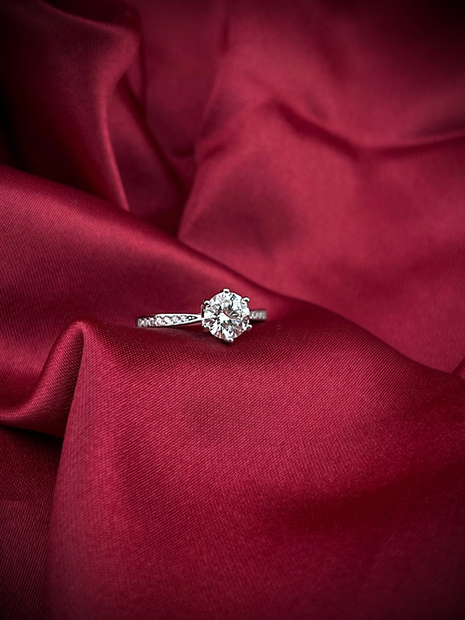 Juno Solitaire ring