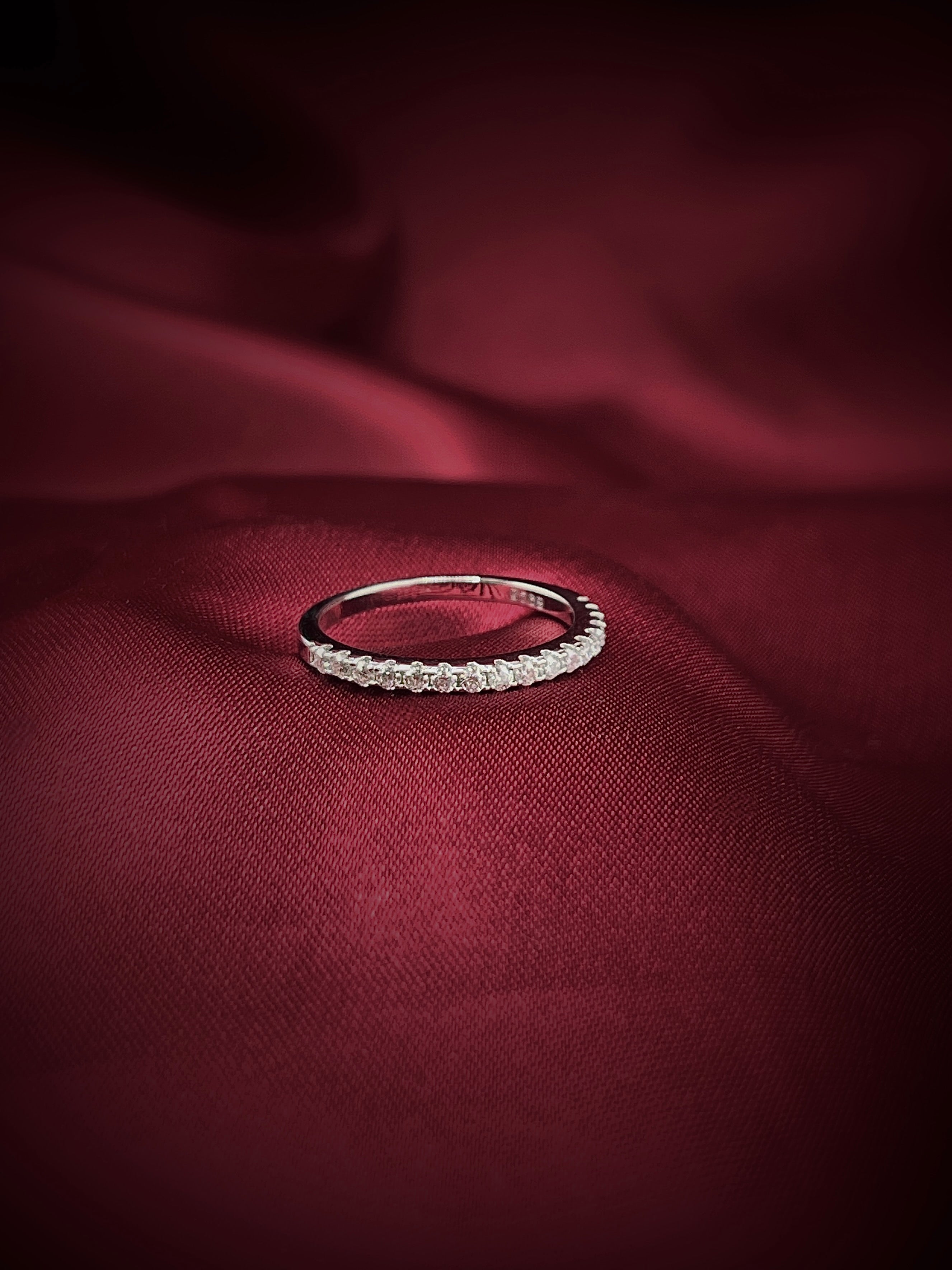 Lithe Sheen Ring