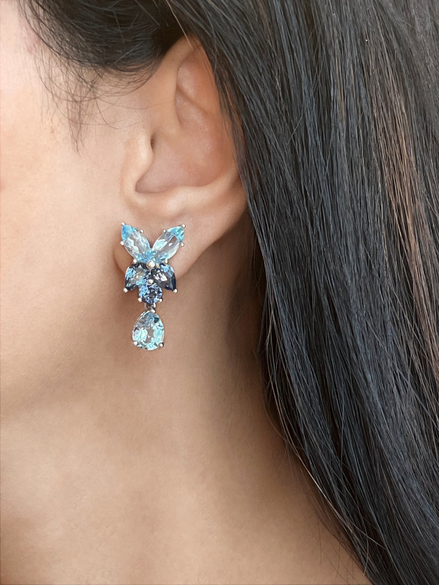 Luxury Cluster Blue Drop Earring