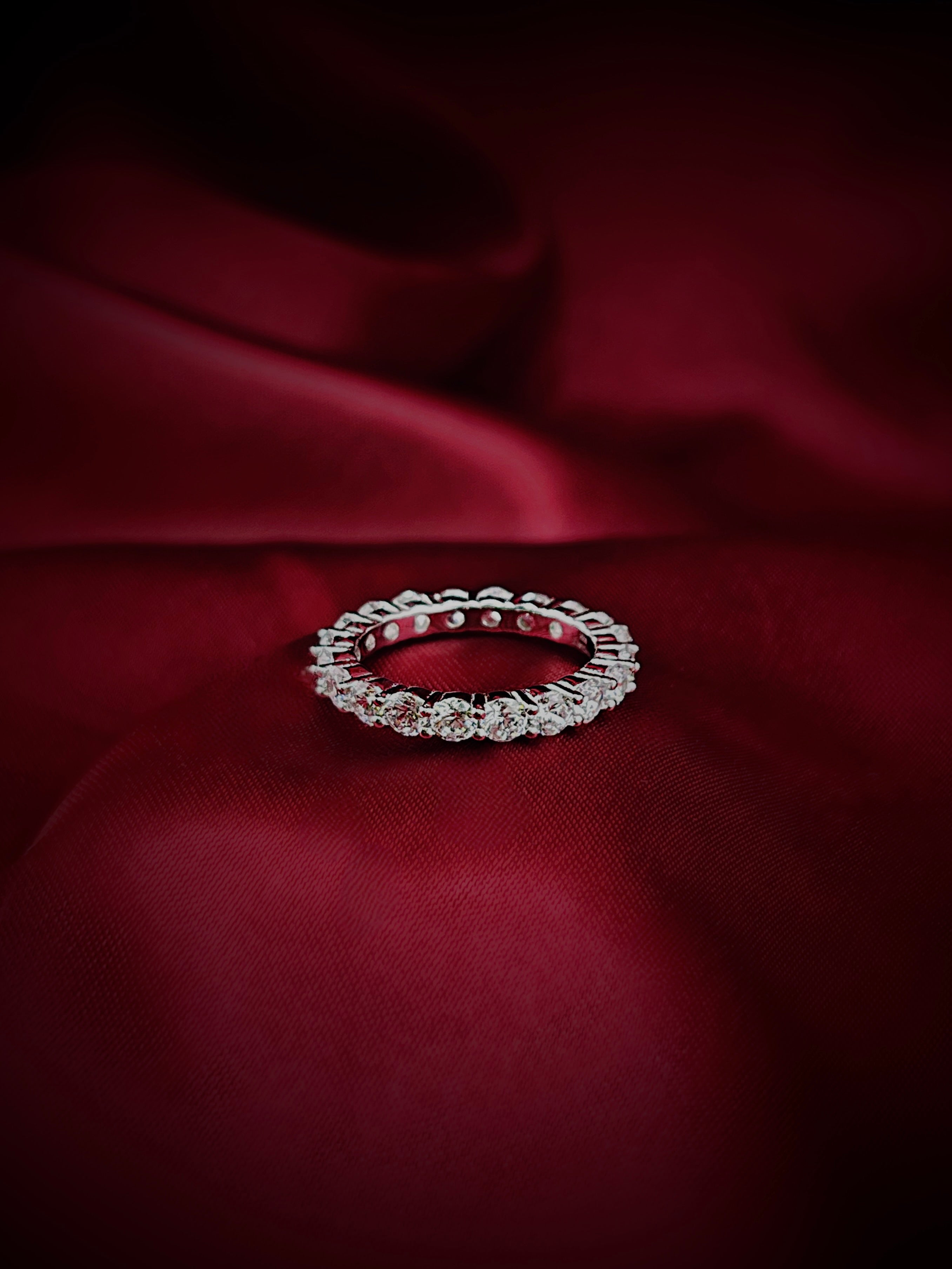 Cynthia eternity band