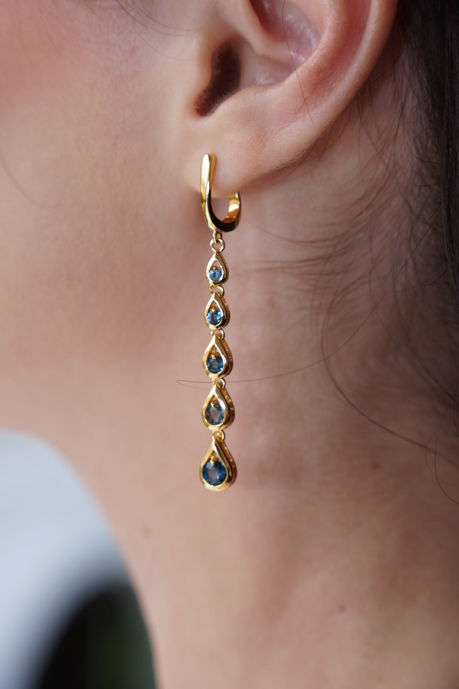 Haspiera Blue Cocktail Dangle Earrings in Gold