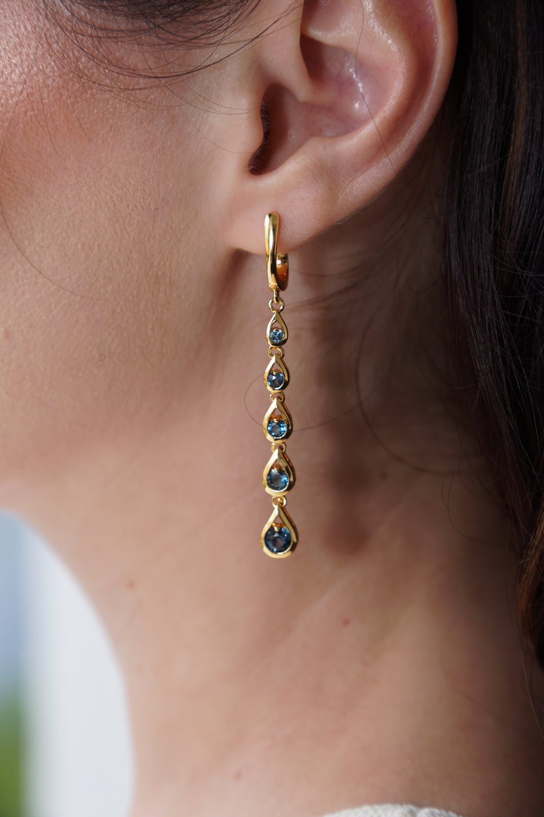 Haspiera Blue Cocktail Dangle Earrings in Gold