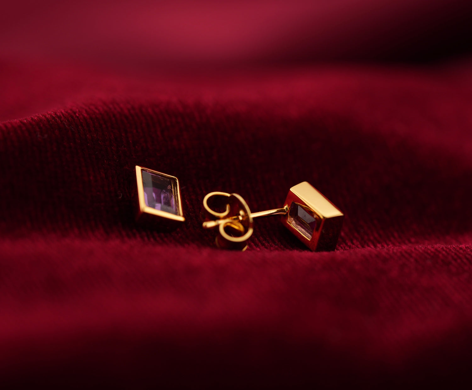 Haspiera Vera Studs Amethyst