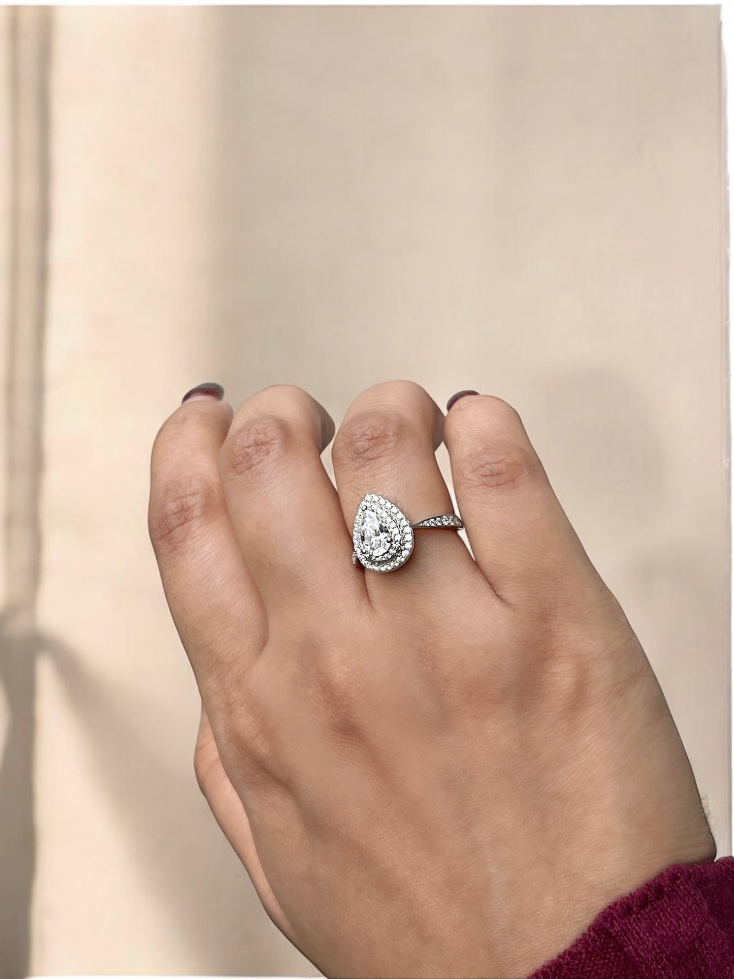 The Pear Halo ring